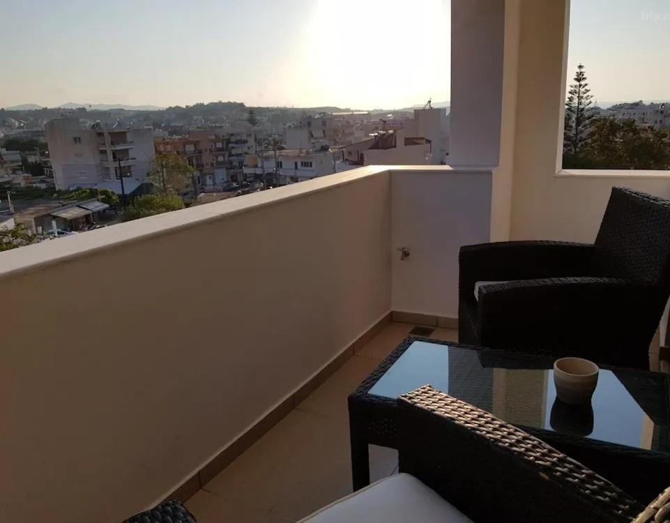 Iriana'S Apartments In Center Ханья Экстерьер фото